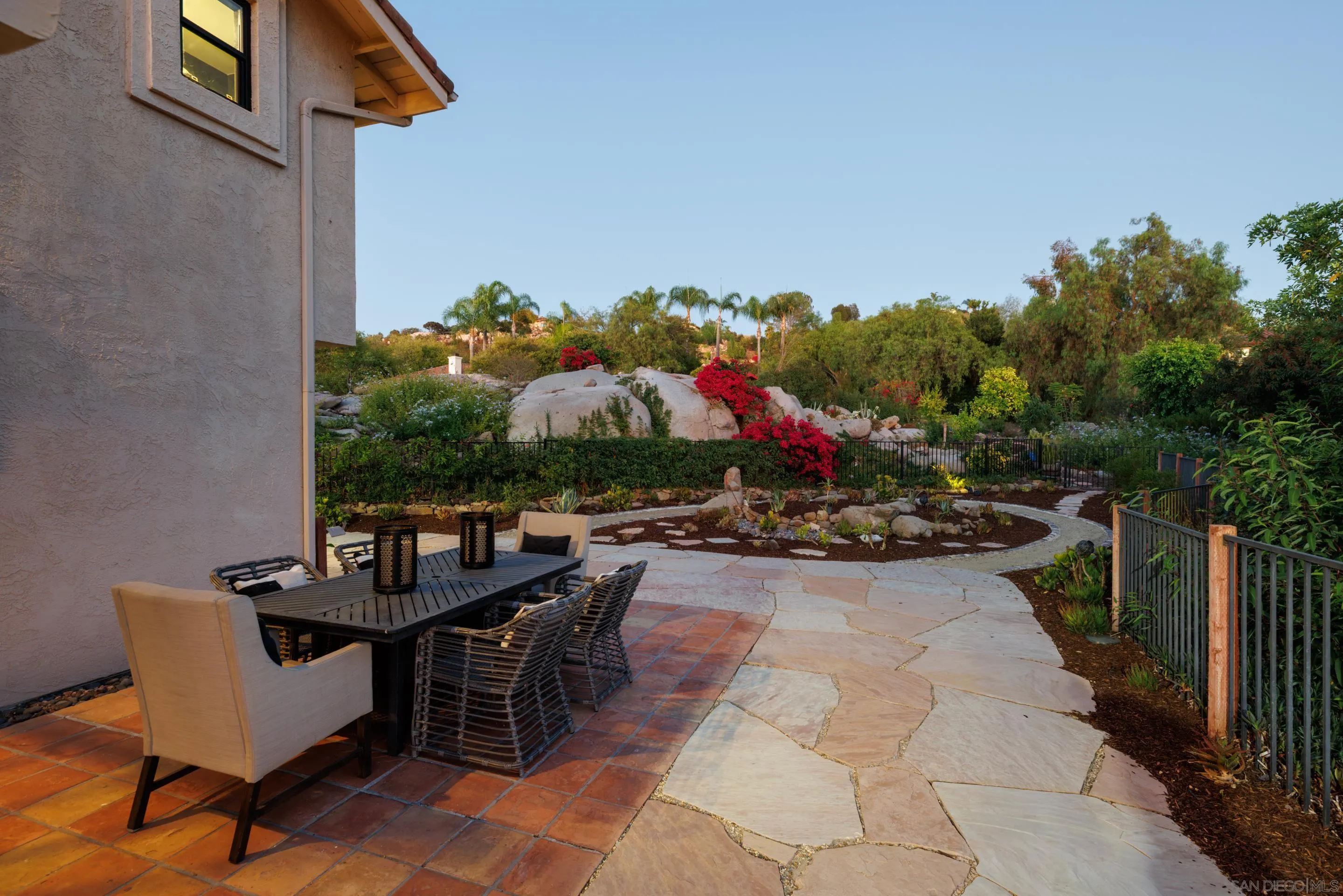 Poway, California, 92064, United States, 4 Bedrooms Bedrooms, ,4 BathroomsBathrooms,Residential,Active,1943826
