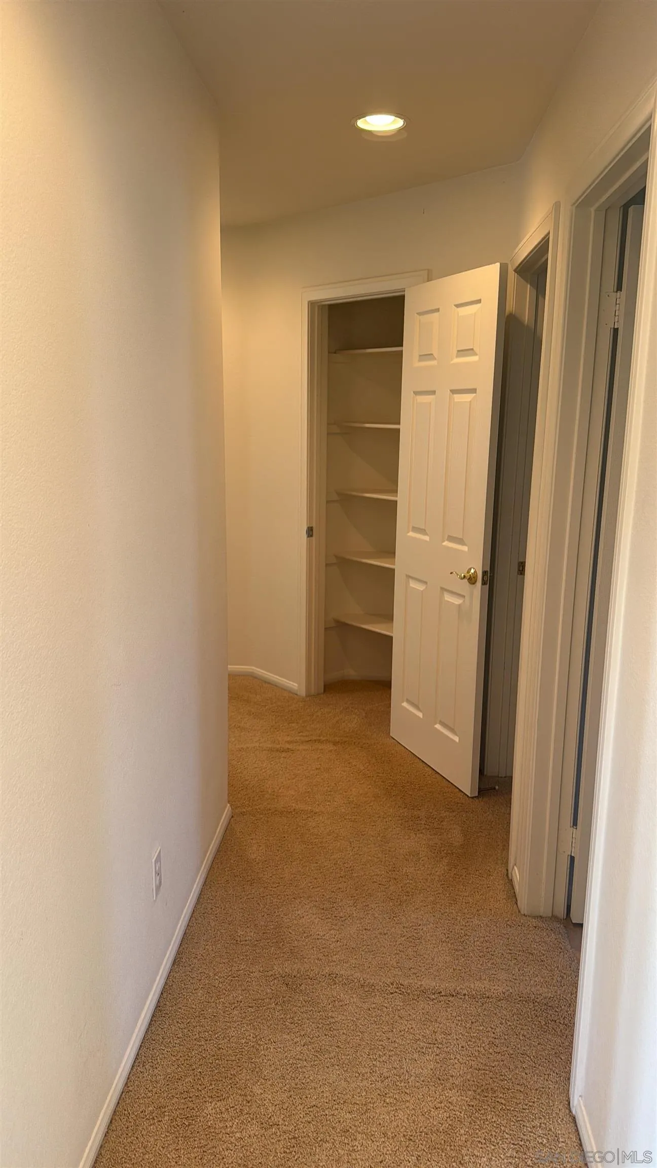 San Diego, California, 92128, United States, 4 Bedrooms Bedrooms, ,3 BathroomsBathrooms,Residential,Active,1941138