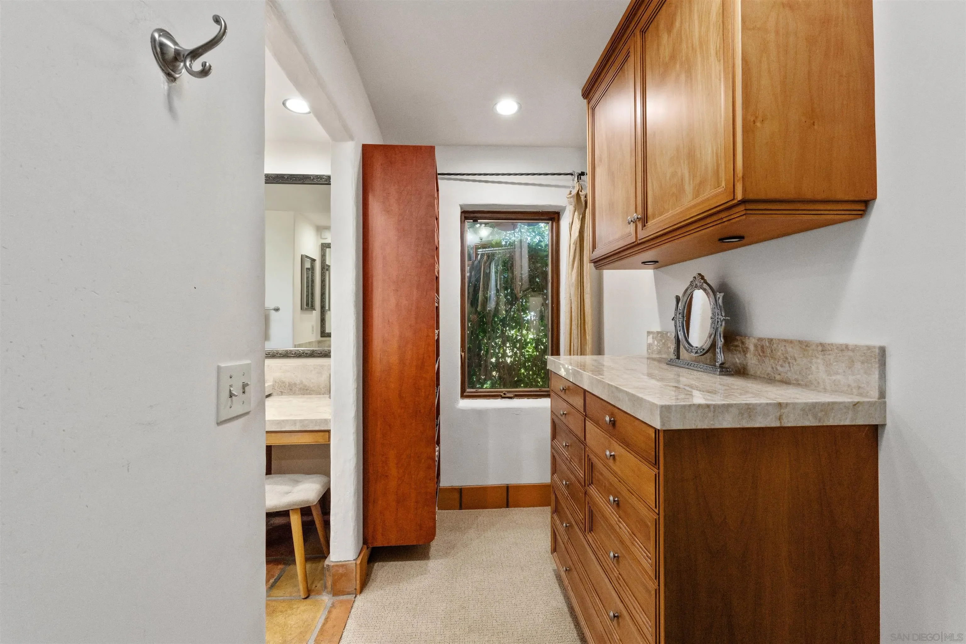 Poway, California, 92064, United States, 5 Bedrooms Bedrooms, ,4 BathroomsBathrooms,Residential,Active,1973638