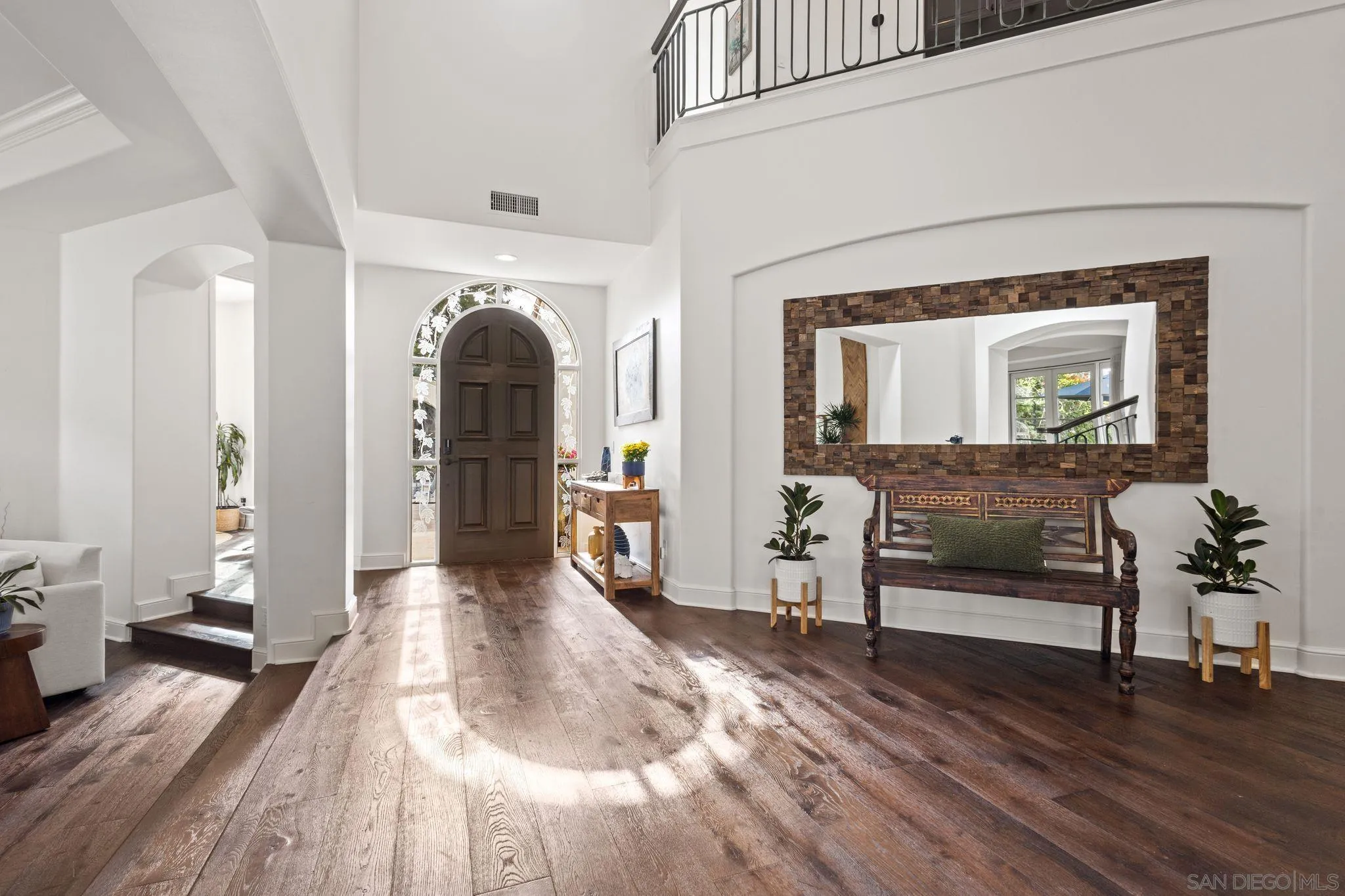 Carlsbad, California, 92011, United States, 5 Bedrooms Bedrooms, ,5 BathroomsBathrooms,Residential,Pending,2045548