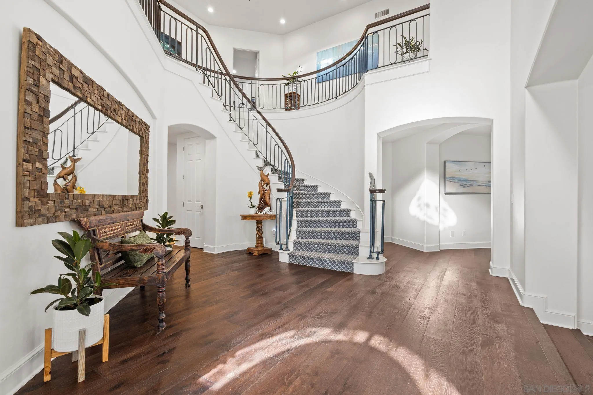 Carlsbad, California, 92011, United States, 5 Bedrooms Bedrooms, ,5 BathroomsBathrooms,Residential,Pending,2045548
