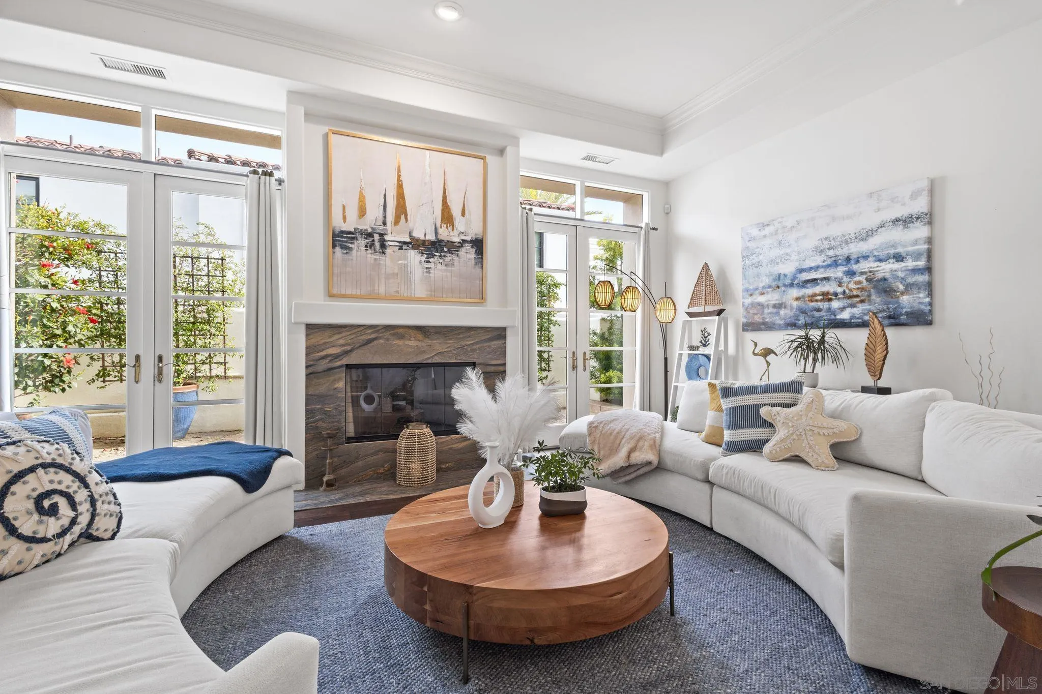 Carlsbad, California, 92011, United States, 5 Bedrooms Bedrooms, ,5 BathroomsBathrooms,Residential,Pending,2045548
