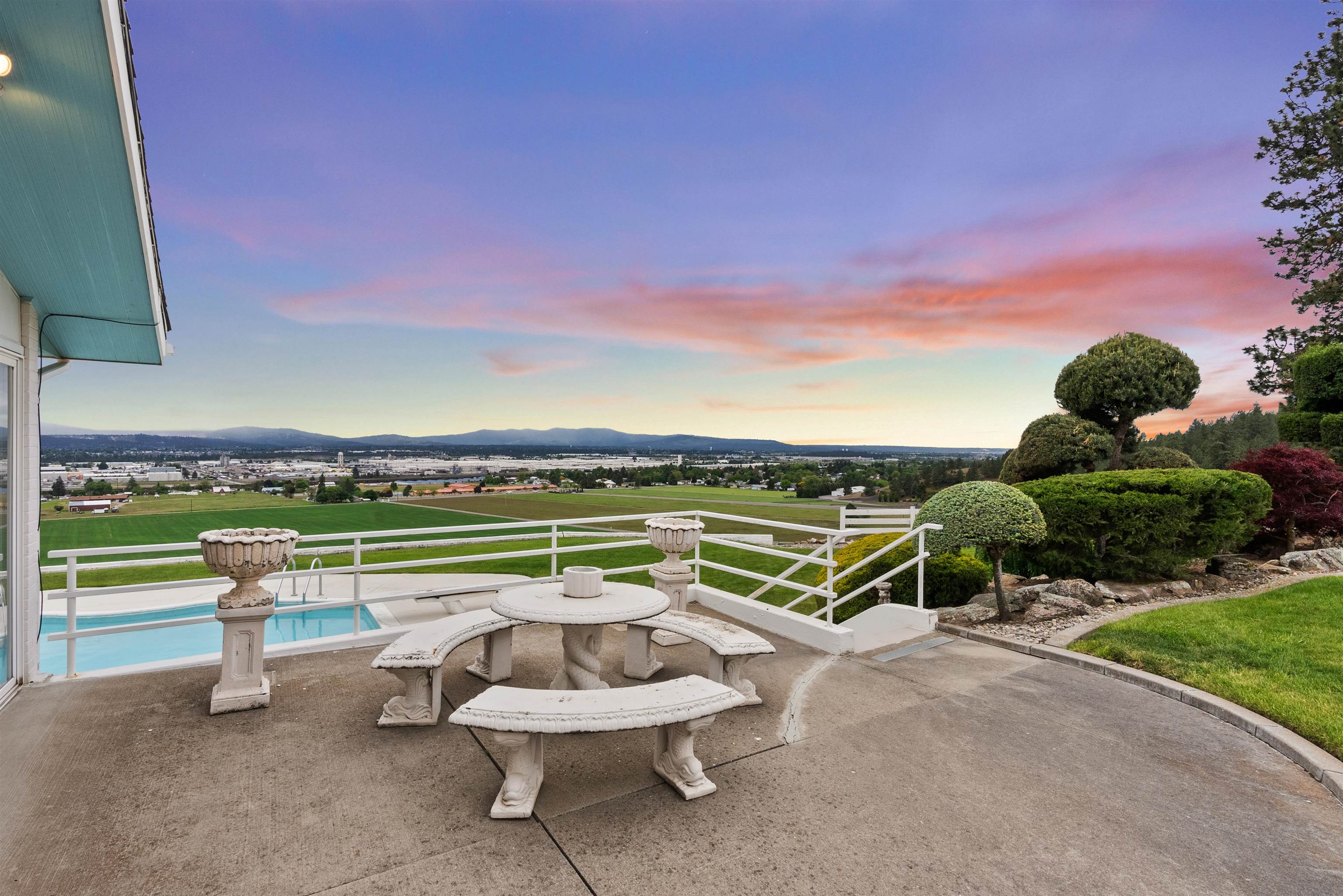 Spokane, Washington, 99216, United States, 4 Bedrooms Bedrooms, ,4 BathroomsBathrooms,Residential,Active,1823937
