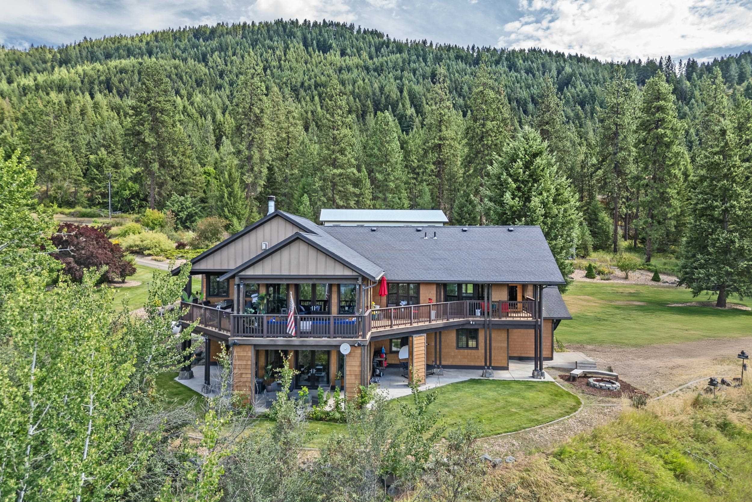 Evans, Washington, 99126, United States, 4 Bedrooms Bedrooms, ,4 BathroomsBathrooms,Residential,Active,1904176