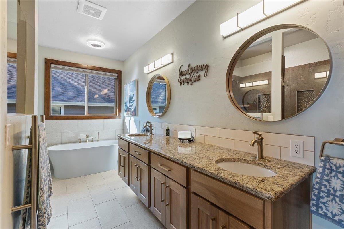 Spokane, Washington, 99206, United States, 3 Bedrooms Bedrooms, ,3 BathroomsBathrooms,Residential,Active,1941130
