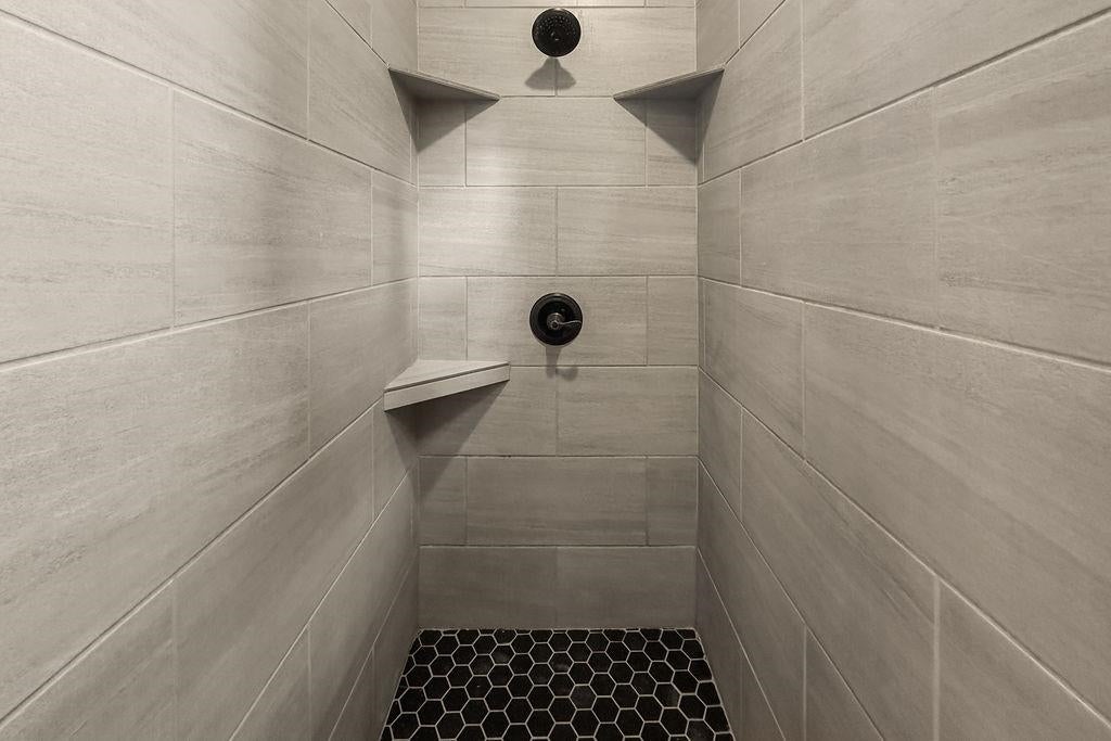 Spokane, Washington, 99208, United States, 5 Bedrooms Bedrooms, ,4 BathroomsBathrooms,Residential,Active,1997606