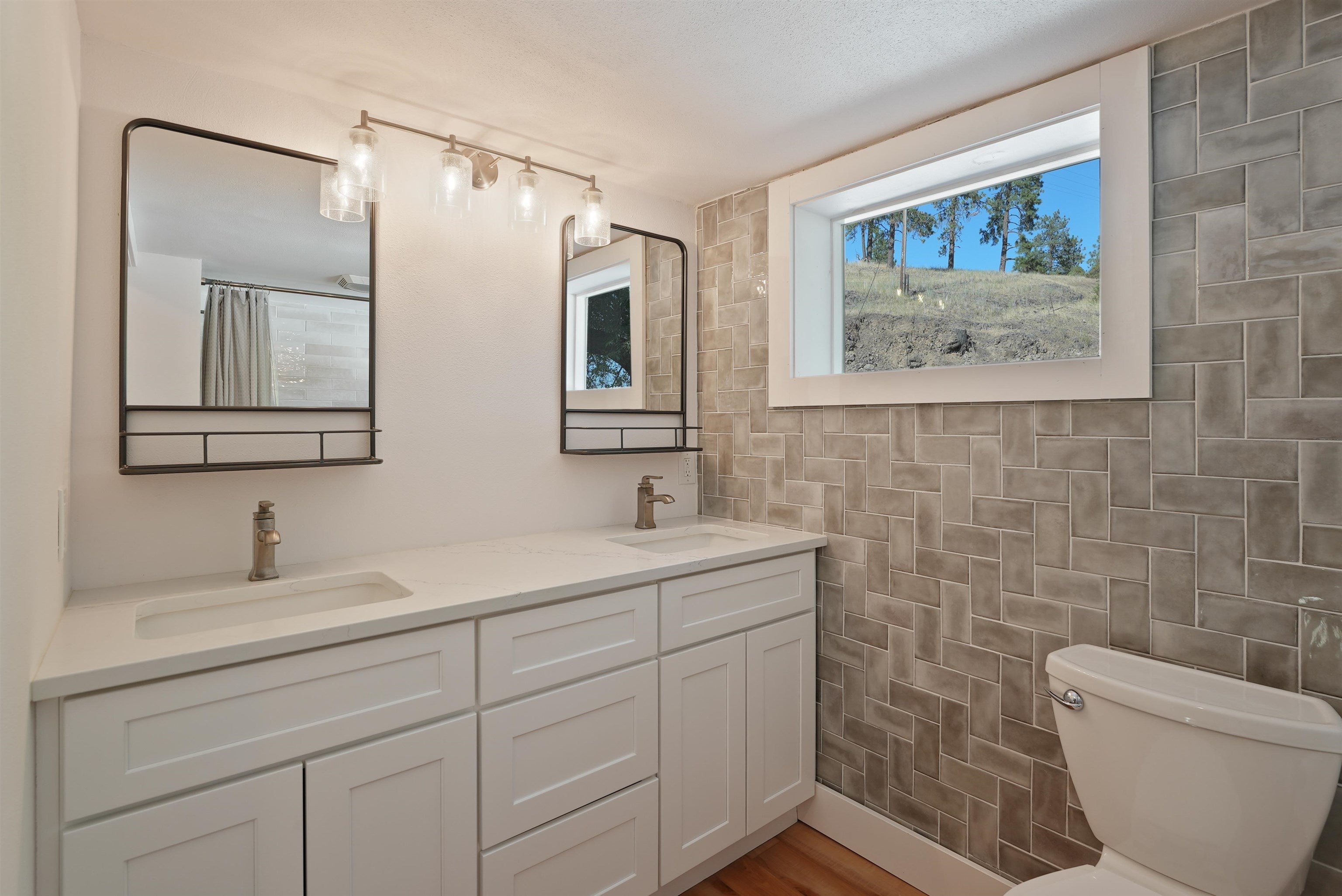 Spokane, Washington, 99224, United States, 4 Bedrooms Bedrooms, ,3 BathroomsBathrooms,Residential,Active,1914768