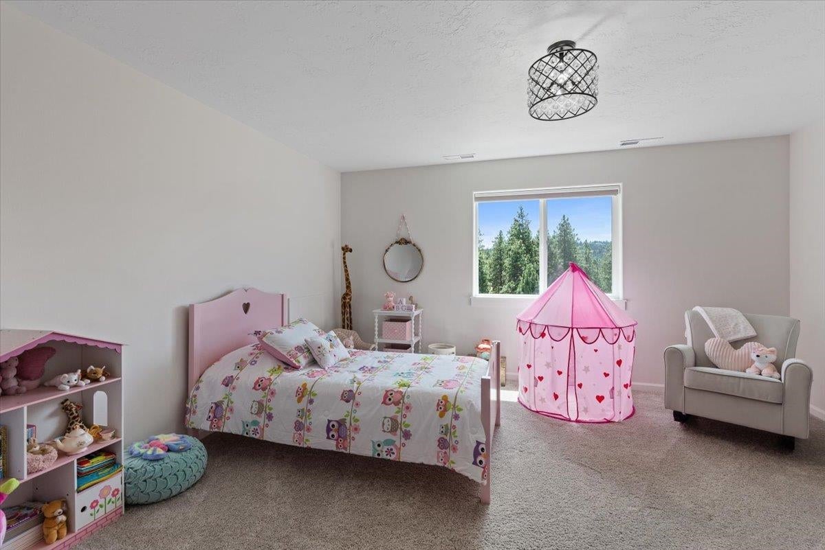 Spokane, Washington, 99206, United States, 4 Bedrooms Bedrooms, ,3 BathroomsBathrooms,Residential,Active,1884886