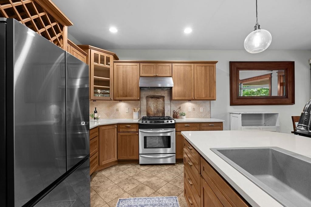 Spokane, Washington, 99208, United States, 5 Bedrooms Bedrooms, ,4 BathroomsBathrooms,Residential,Active,1997606