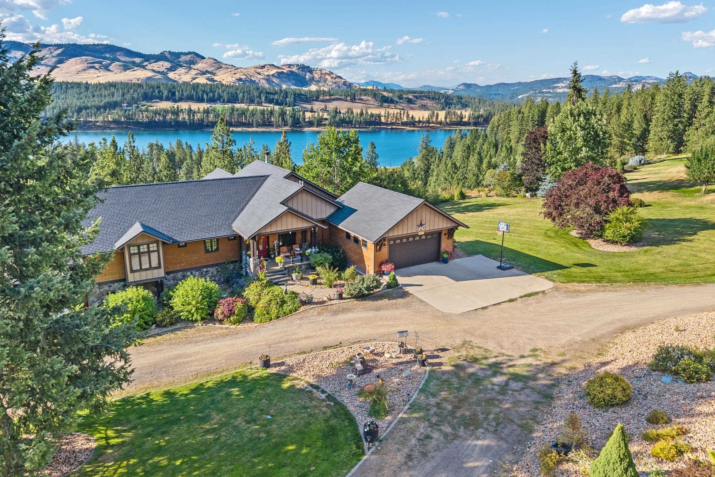 Evans, Washington, 99126, United States, 4 Bedrooms Bedrooms, ,4 BathroomsBathrooms,Residential,Active,1904176