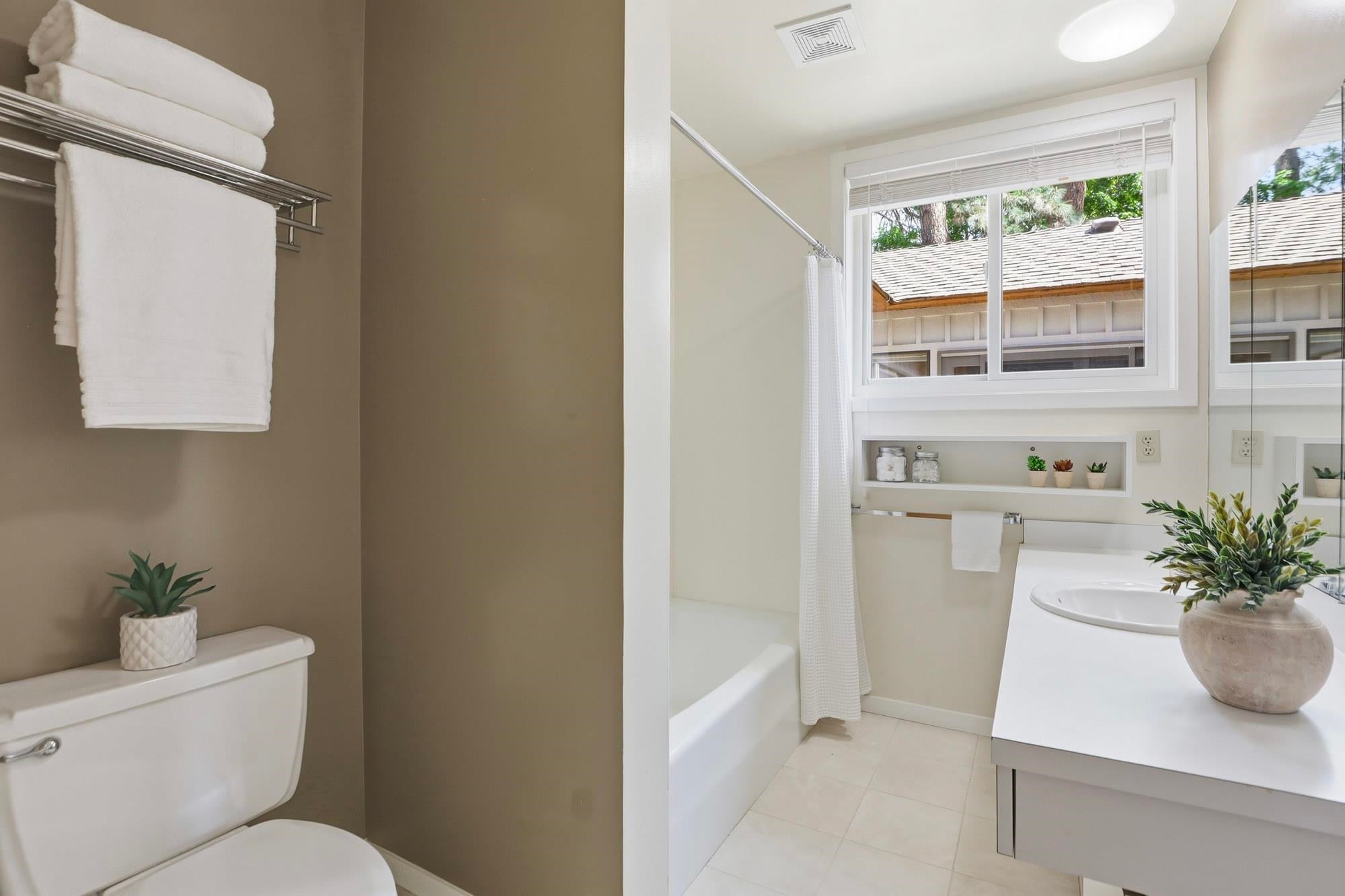 Spokane, Washington, 99224, United States, 3 Bedrooms Bedrooms, ,4 BathroomsBathrooms,Residential,Active,2045681