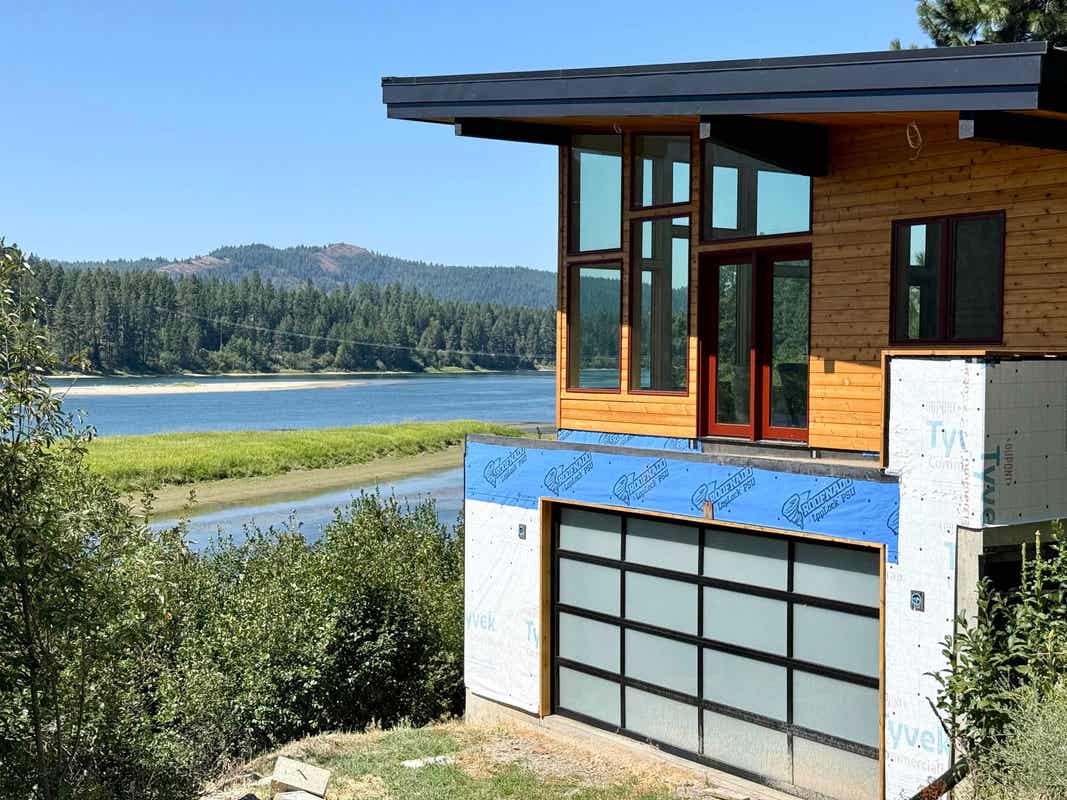 300 CEDAR LN, NEWPORT, WA 99156 RE/MAX