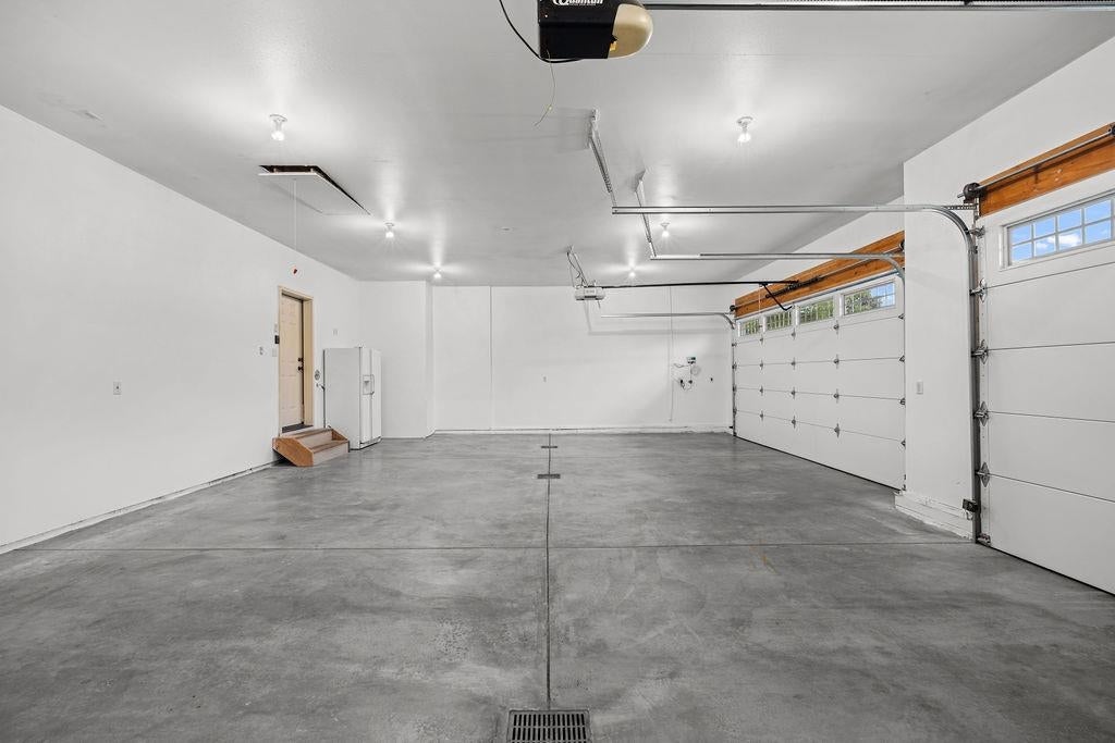 Spokane, Washington, 99208, United States, 5 Bedrooms Bedrooms, ,4 BathroomsBathrooms,Residential,Active,1997606