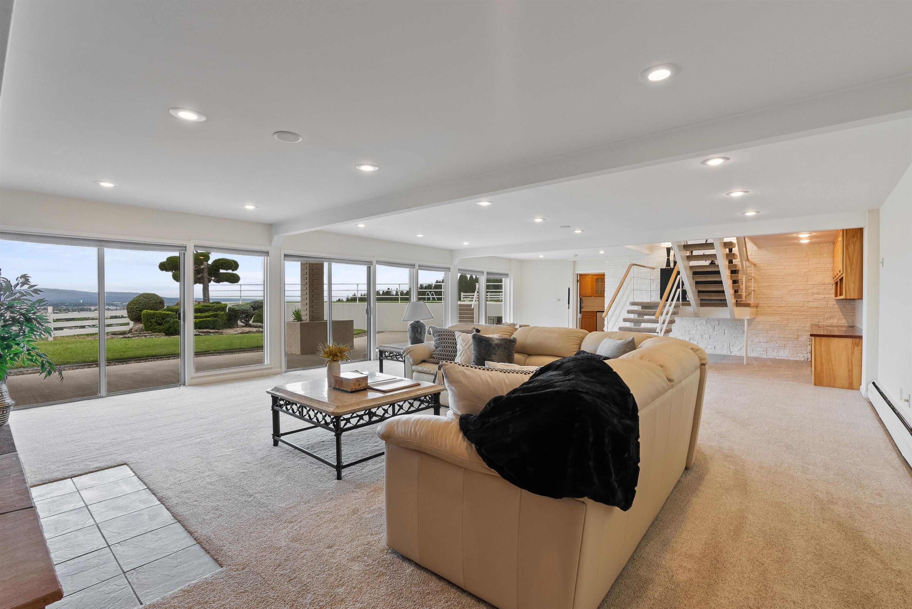 Spokane, Washington, 99216, United States, 4 Bedrooms Bedrooms, ,4 BathroomsBathrooms,Residential,Active,1823937