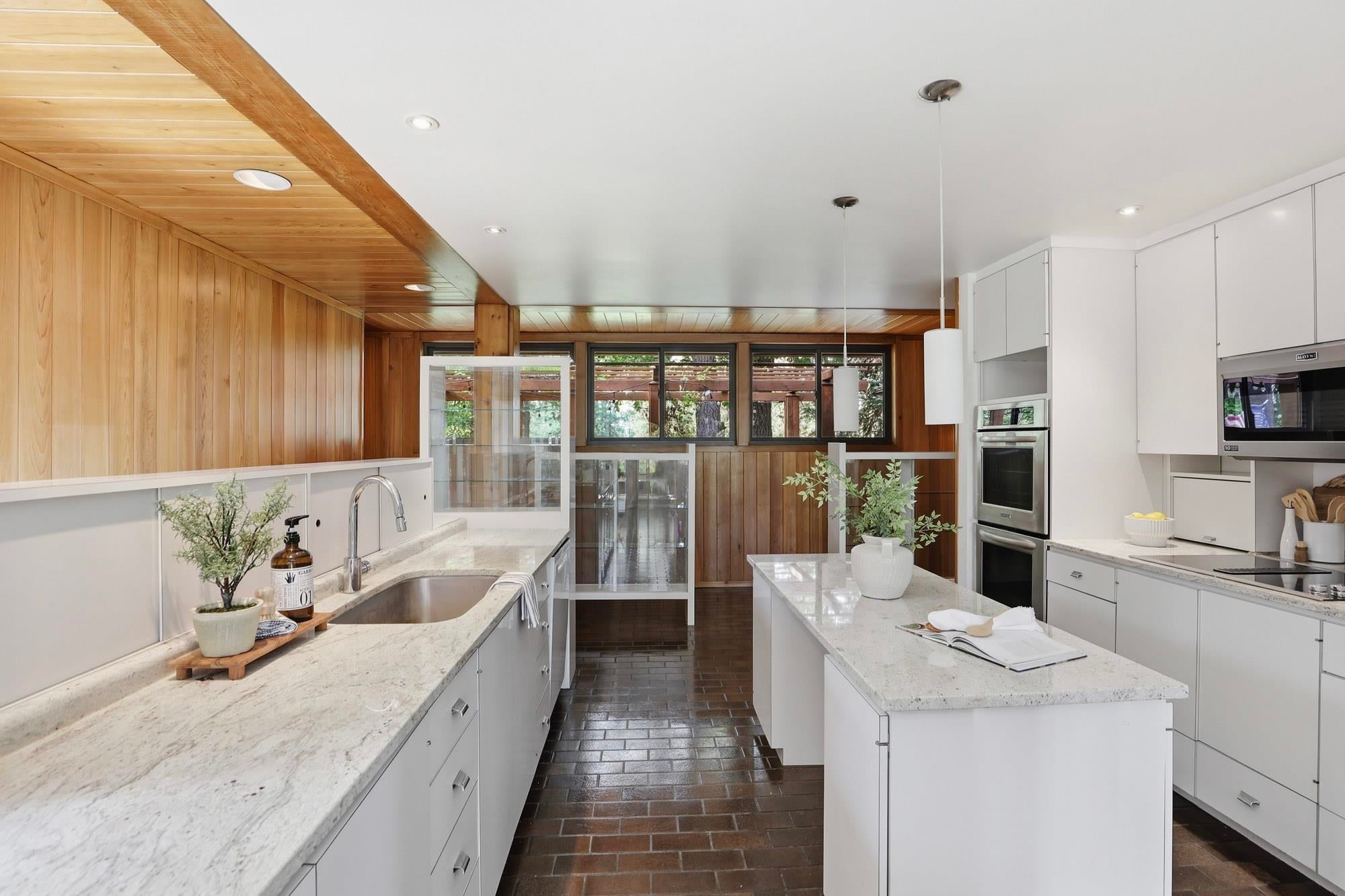 Spokane, Washington, 99224, United States, 3 Bedrooms Bedrooms, ,4 BathroomsBathrooms,Residential,Active,2045681