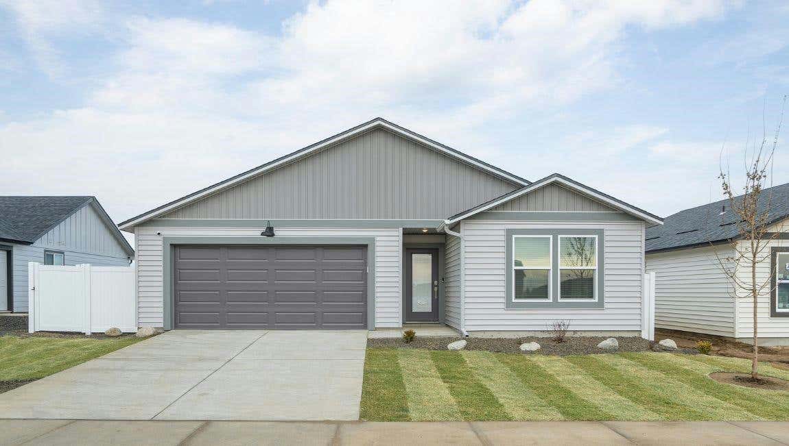 8323 S SAFFLOWER ST, CHENEY, WA 99004, photo 1 of 23