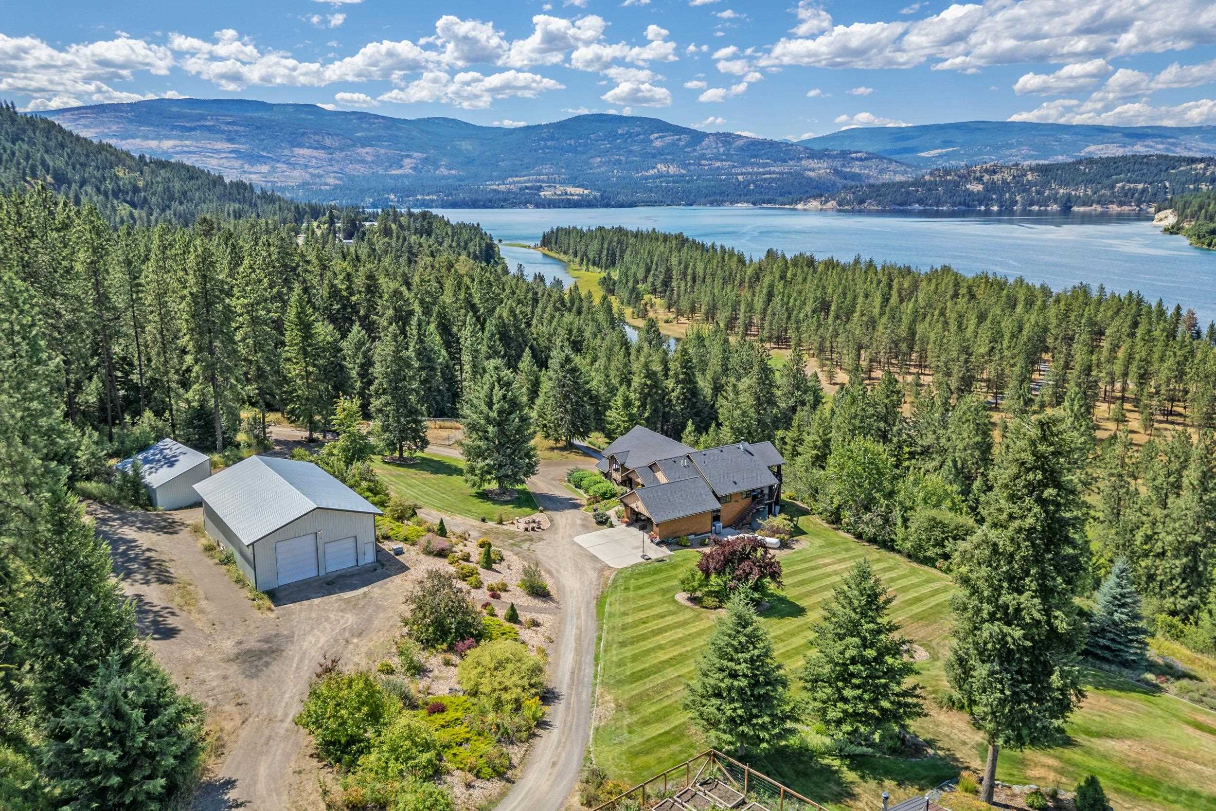 Evans, Washington, 99126, United States, 4 Bedrooms Bedrooms, ,4 BathroomsBathrooms,Residential,Active,1904176