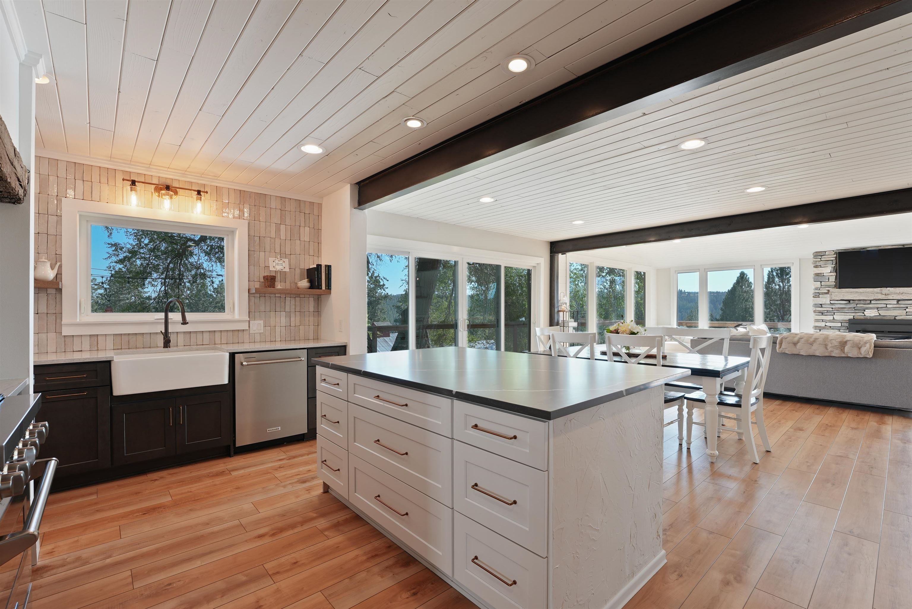 Spokane, Washington, 99224, United States, 4 Bedrooms Bedrooms, ,3 BathroomsBathrooms,Residential,Active,1914768
