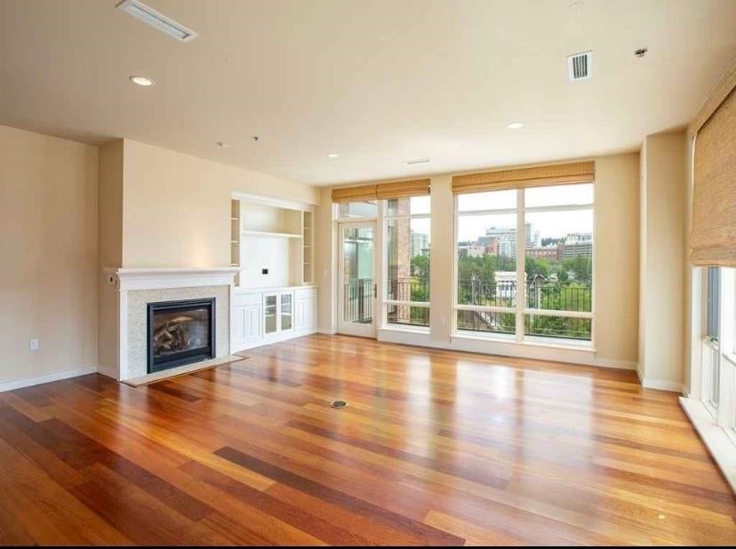 Spokane, Washington, 99201, United States, 3 Bedrooms Bedrooms, ,3 BathroomsBathrooms,Residential,Active,1900193