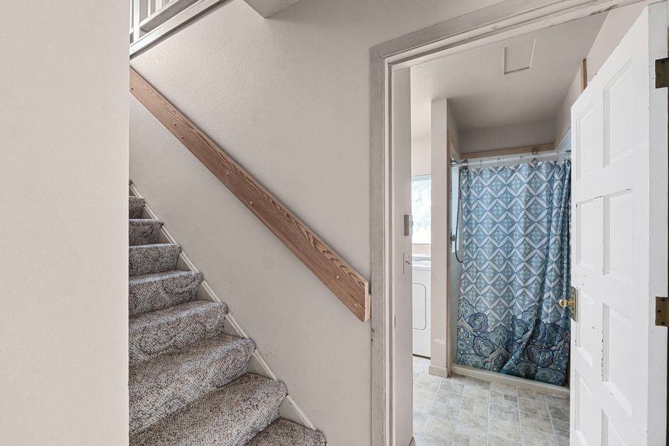 Colville, Washington, 99114, United States, ,1 BathroomBathrooms,Residential,Active,1820847