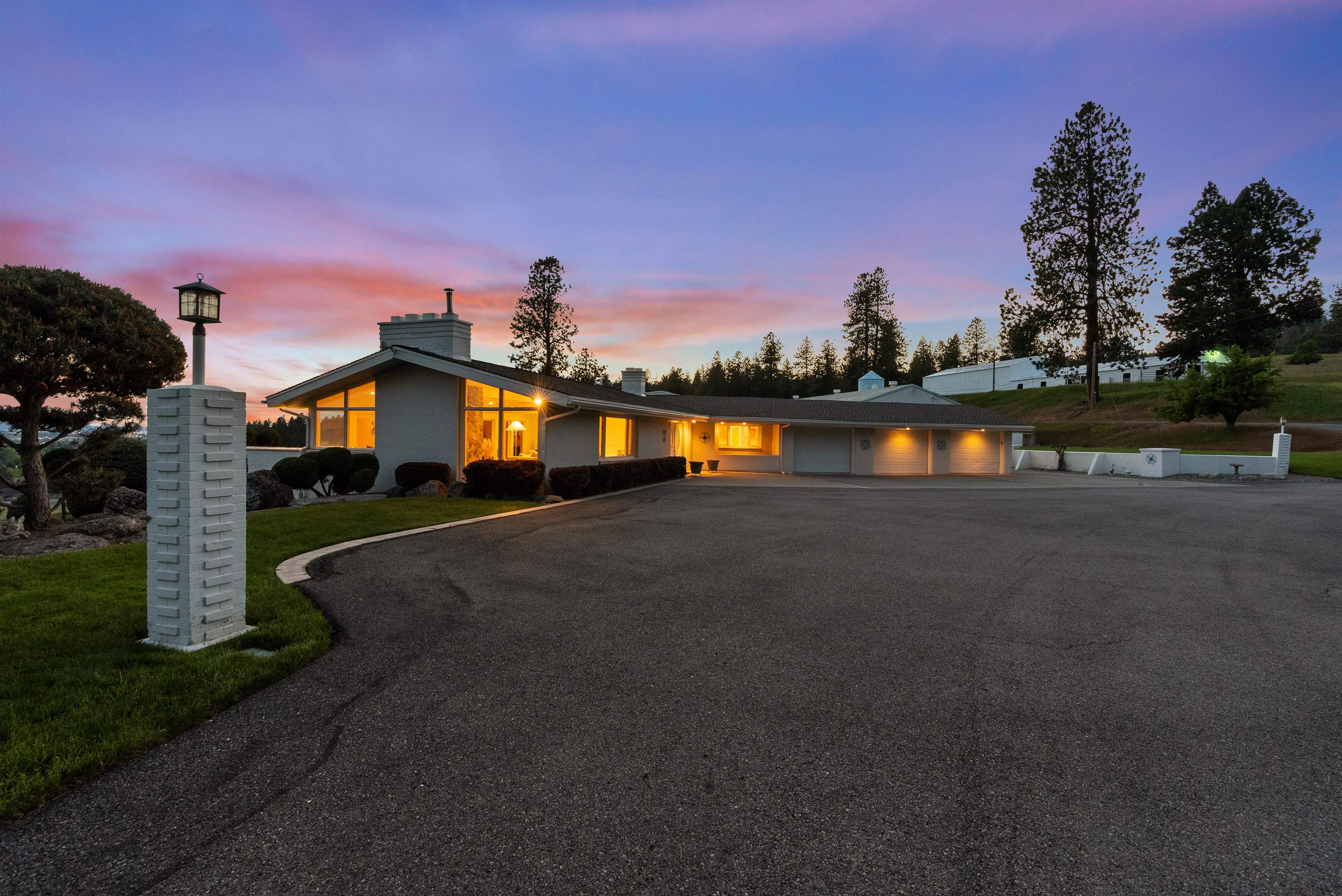 Spokane, Washington, 99216, United States, 4 Bedrooms Bedrooms, ,4 BathroomsBathrooms,Residential,Active,1823937