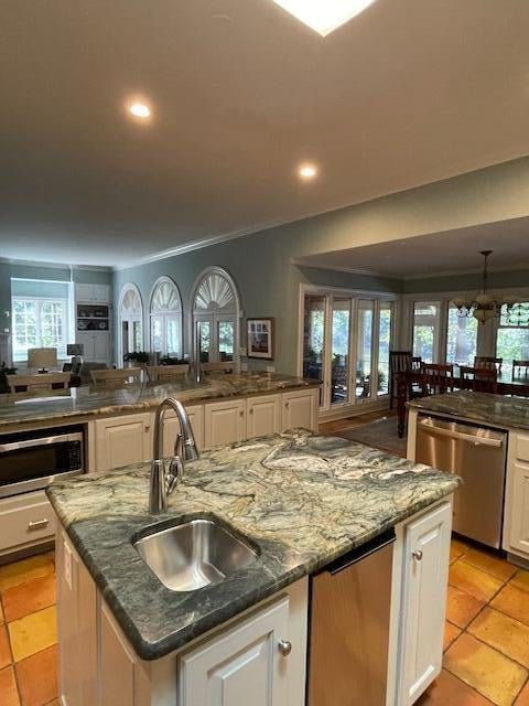 Sumter, South Carolina, 29150, United States, 5 Bedrooms Bedrooms, ,7 BathroomsBathrooms,Residential,Active,1964303