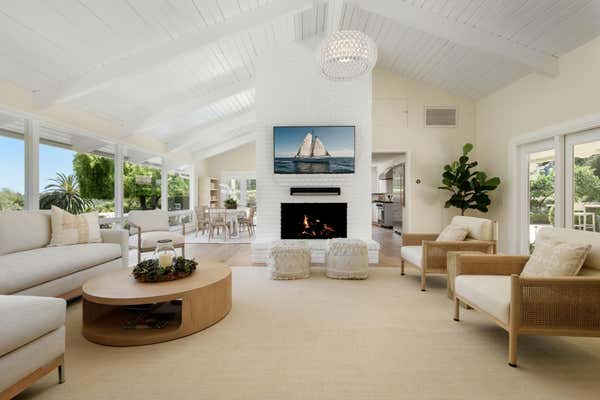 1263 LAS PALMAS DR, SANTA BARBARA, CA 93110 - Image 1