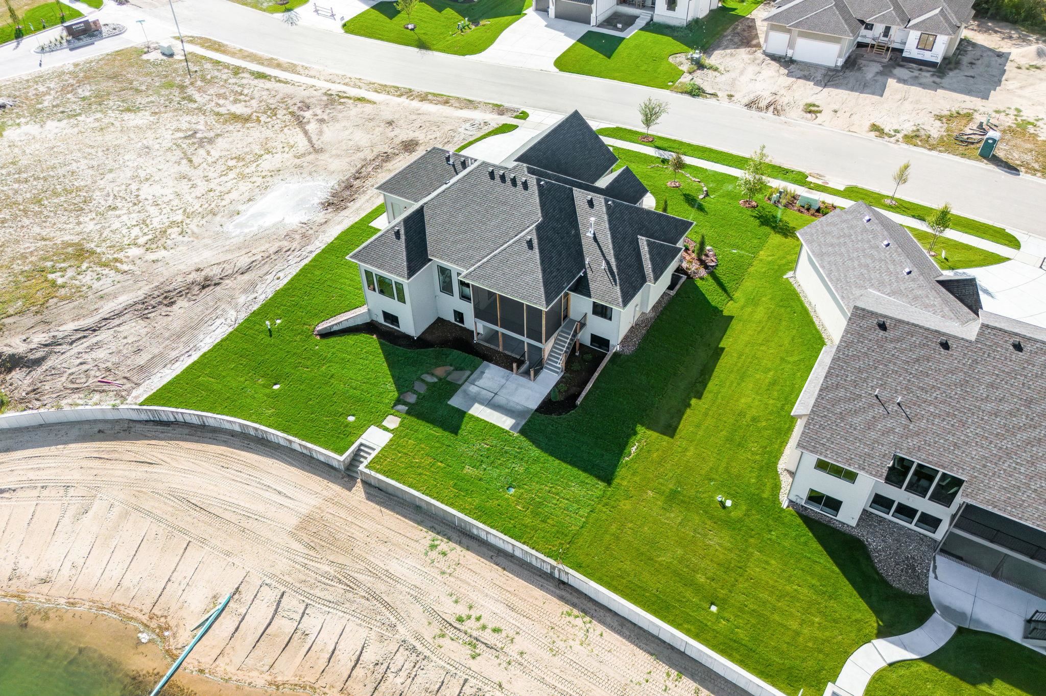 Maize, Kansas, 67101, United States, 6 Bedrooms Bedrooms, ,5 BathroomsBathrooms,Residential,Active,2015425