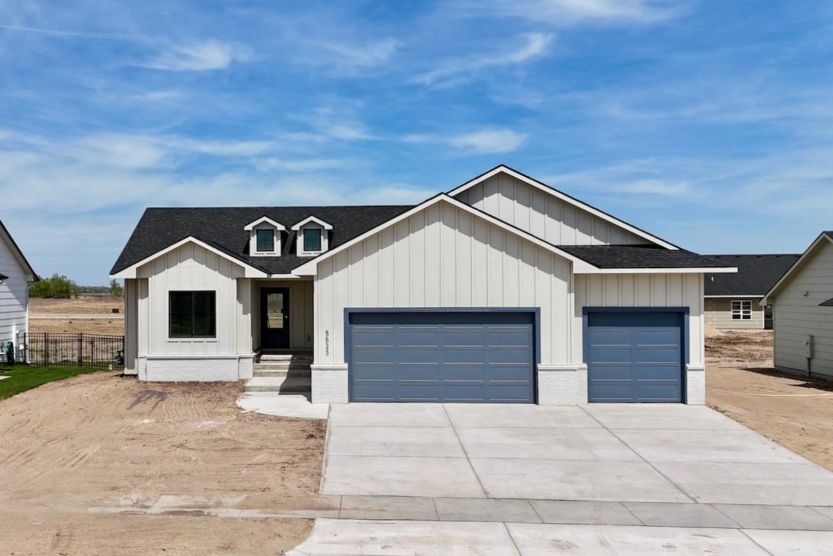 5523 N Saint Paul St  