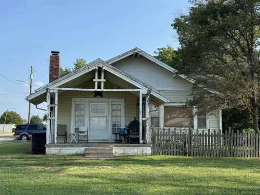 618 E 12TH AVE, AUGUSTA, KS 67010 - Image 1