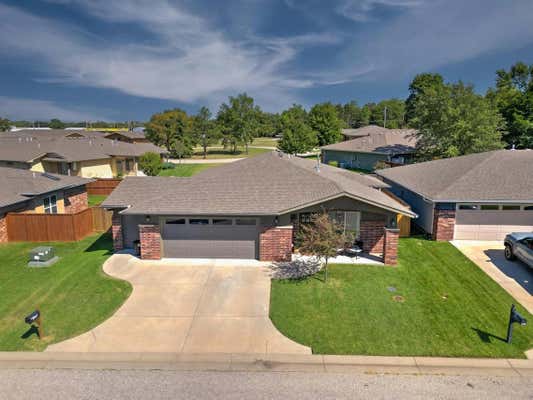 2210 COTTONWOOD LN, WINFIELD, KS 67156 - Image 1