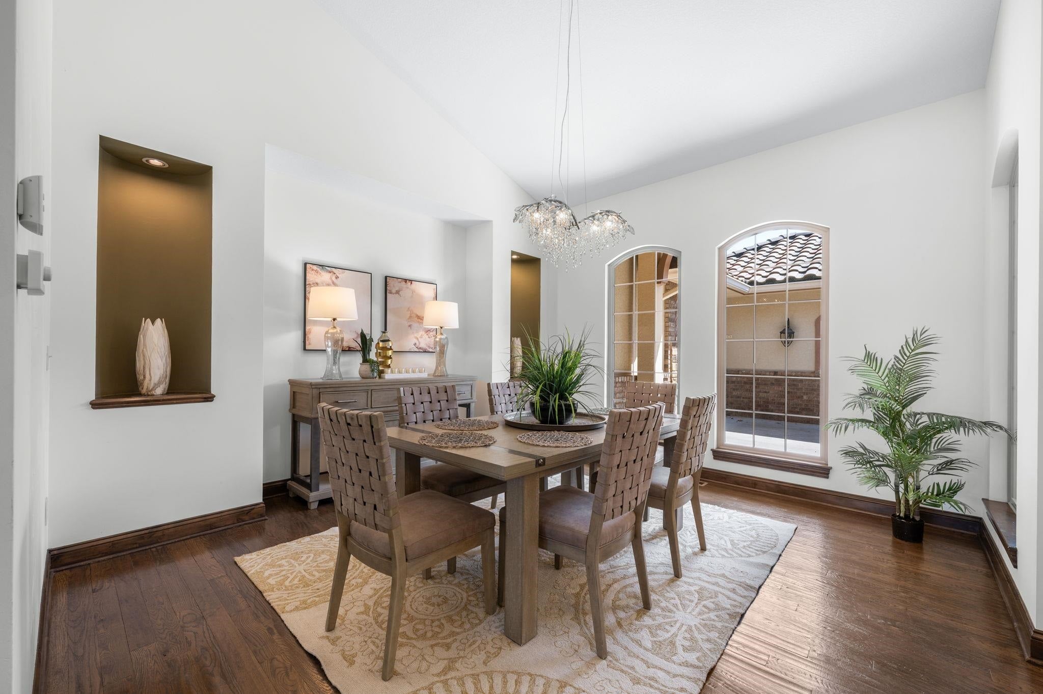 Wichita, Kansas, 67205, United States, 5 Bedrooms Bedrooms, ,5 BathroomsBathrooms,Residential,Active,1922331