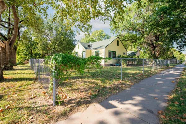 743 W 29TH ST N, WICHITA, KS 67204, photo 5 of 30