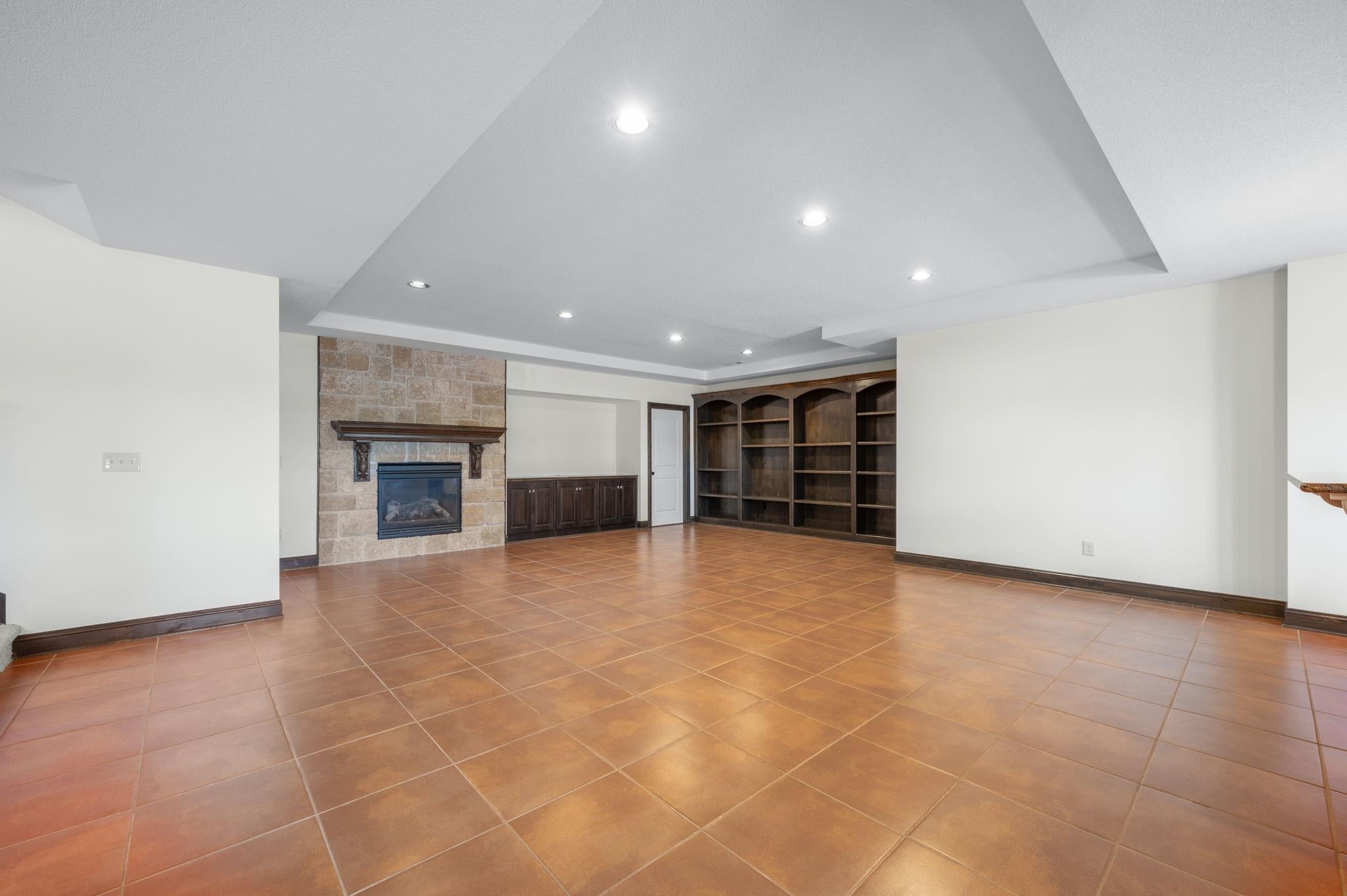 Wichita, Kansas, 67205, United States, 5 Bedrooms Bedrooms, ,5 BathroomsBathrooms,Residential,Active,1922331