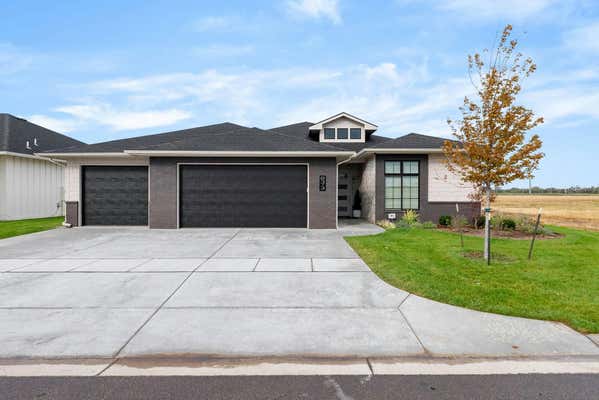 8373 W WATERWAY CT, MAIZE, KS 67101 - Image 1