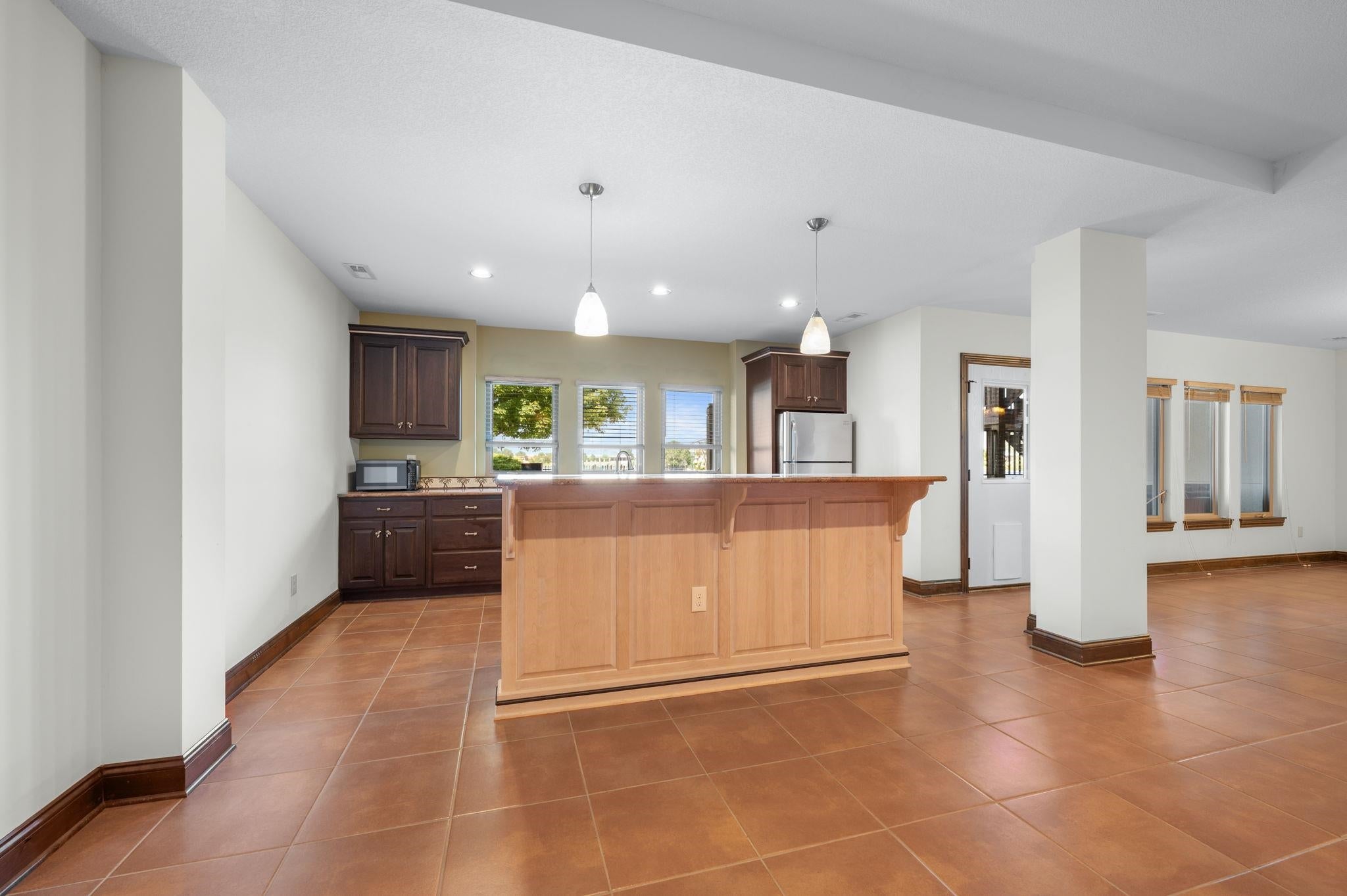 Wichita, Kansas, 67205, United States, 5 Bedrooms Bedrooms, ,5 BathroomsBathrooms,Residential,Active,1922331