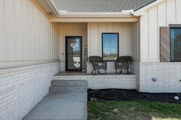 401 E STERLING ST, BENTLEY, KS 67016, photo 4 of 32