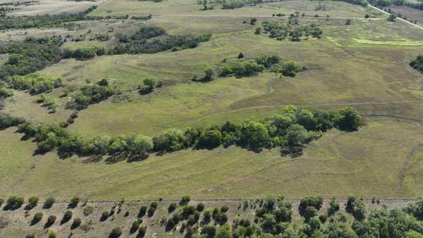 0000 W PARALLEL, ARLINGTON, KS 67514, photo 2 of 4