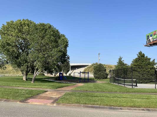 LOT 6 BLOCK B W CALVERT, WICHITA, KS 67215, photo 5 of 8