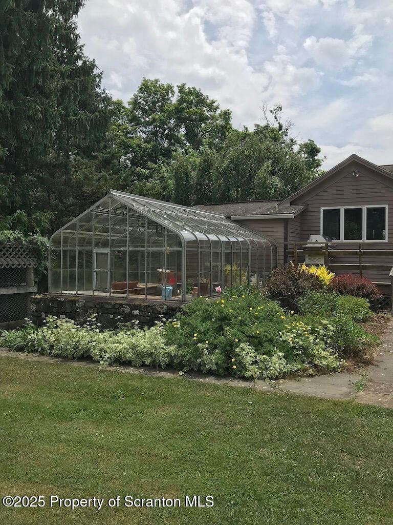 Honesdale, Pennsylvania, 18431, United States, ,4 BathroomsBathrooms,Residential,Active,1860241