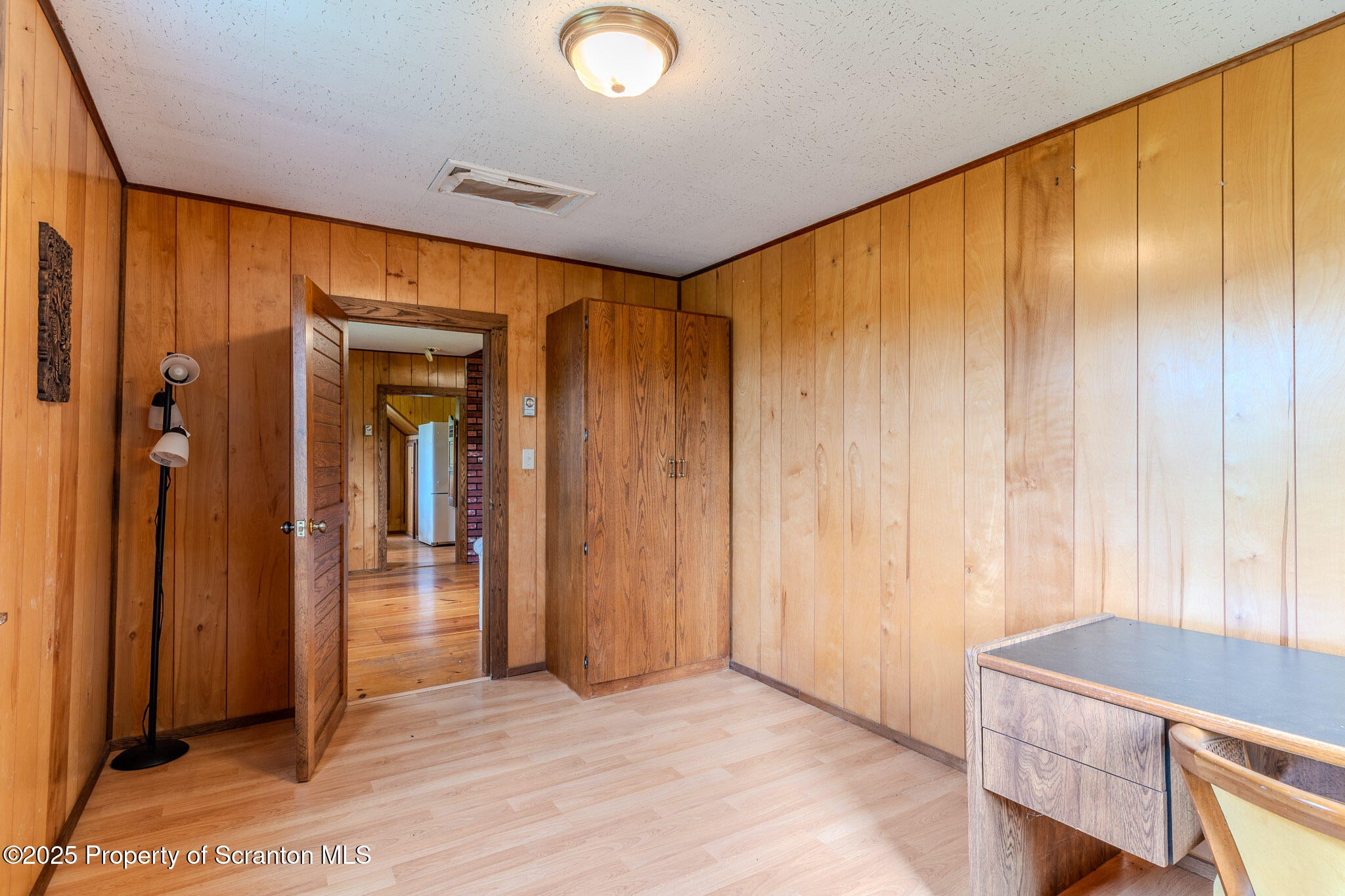 Honesdale, Pennsylvania, 18431, United States, ,4 BathroomsBathrooms,Residential,Active,1860241