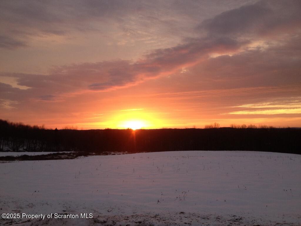 Honesdale, Pennsylvania, 18431, United States, ,4 BathroomsBathrooms,Residential,Active,1860241