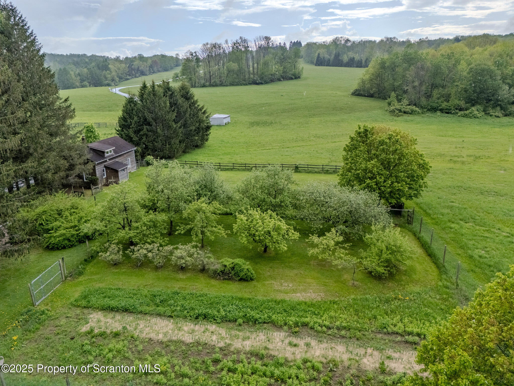 Honesdale, Pennsylvania, 18431, United States, ,4 BathroomsBathrooms,Residential,Active,1860241
