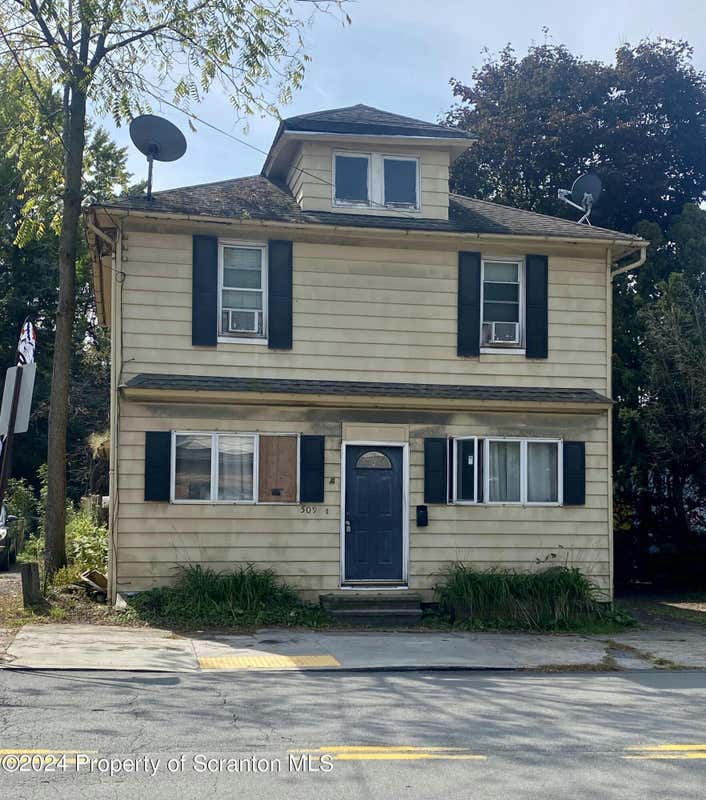 509 MAIN ST, DUPONT, PA 18641, photo 1 of 6