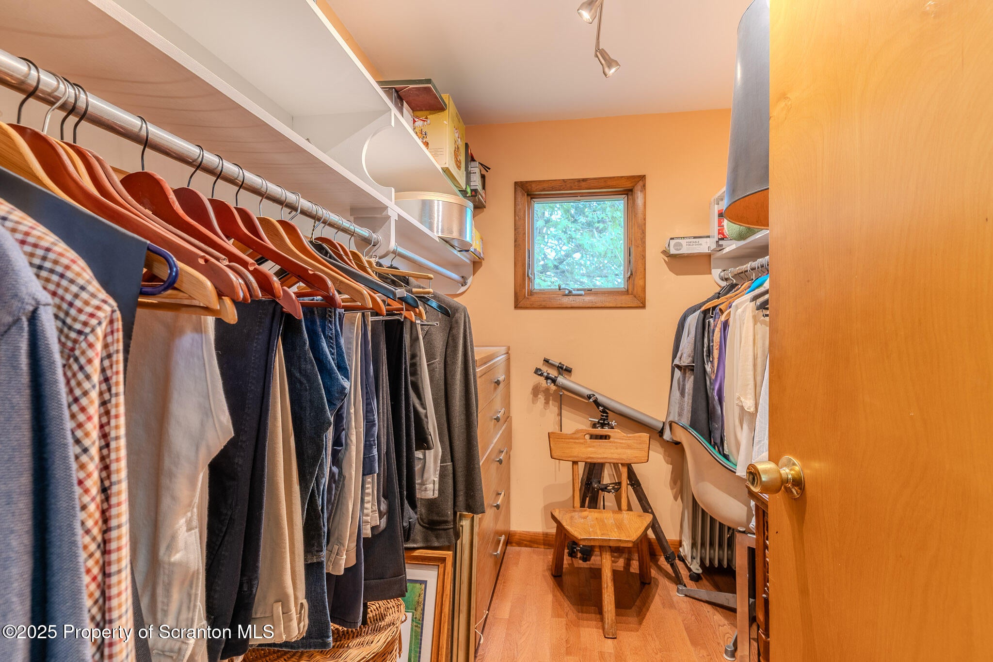 Honesdale, Pennsylvania, 18431, United States, ,4 BathroomsBathrooms,Residential,Active,1860241