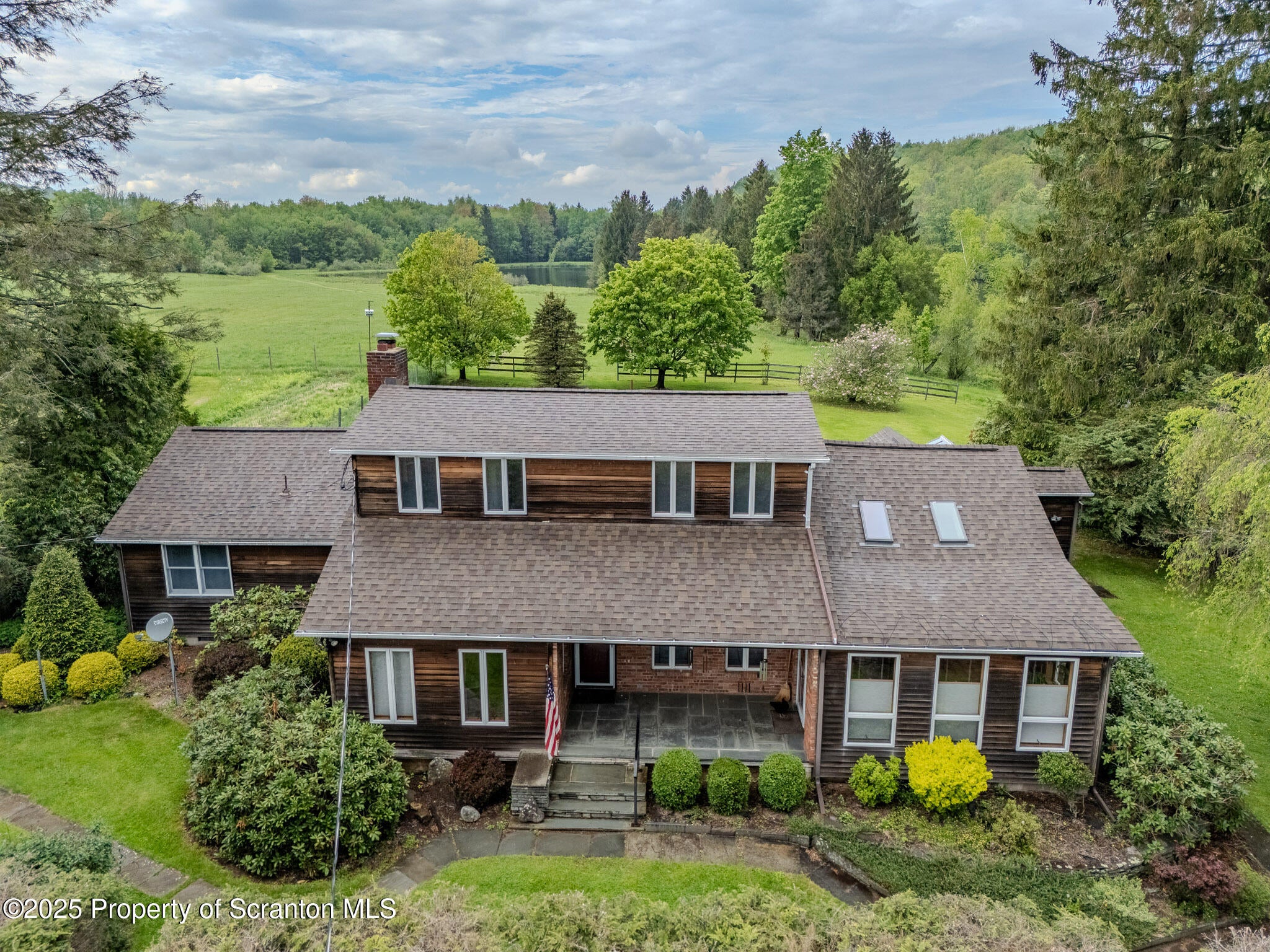 Honesdale, Pennsylvania, 18431, United States, ,4 BathroomsBathrooms,Residential,Active,1860241