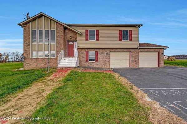 880 DICKINSON RD, DALTON, PA 18414 - Image 1