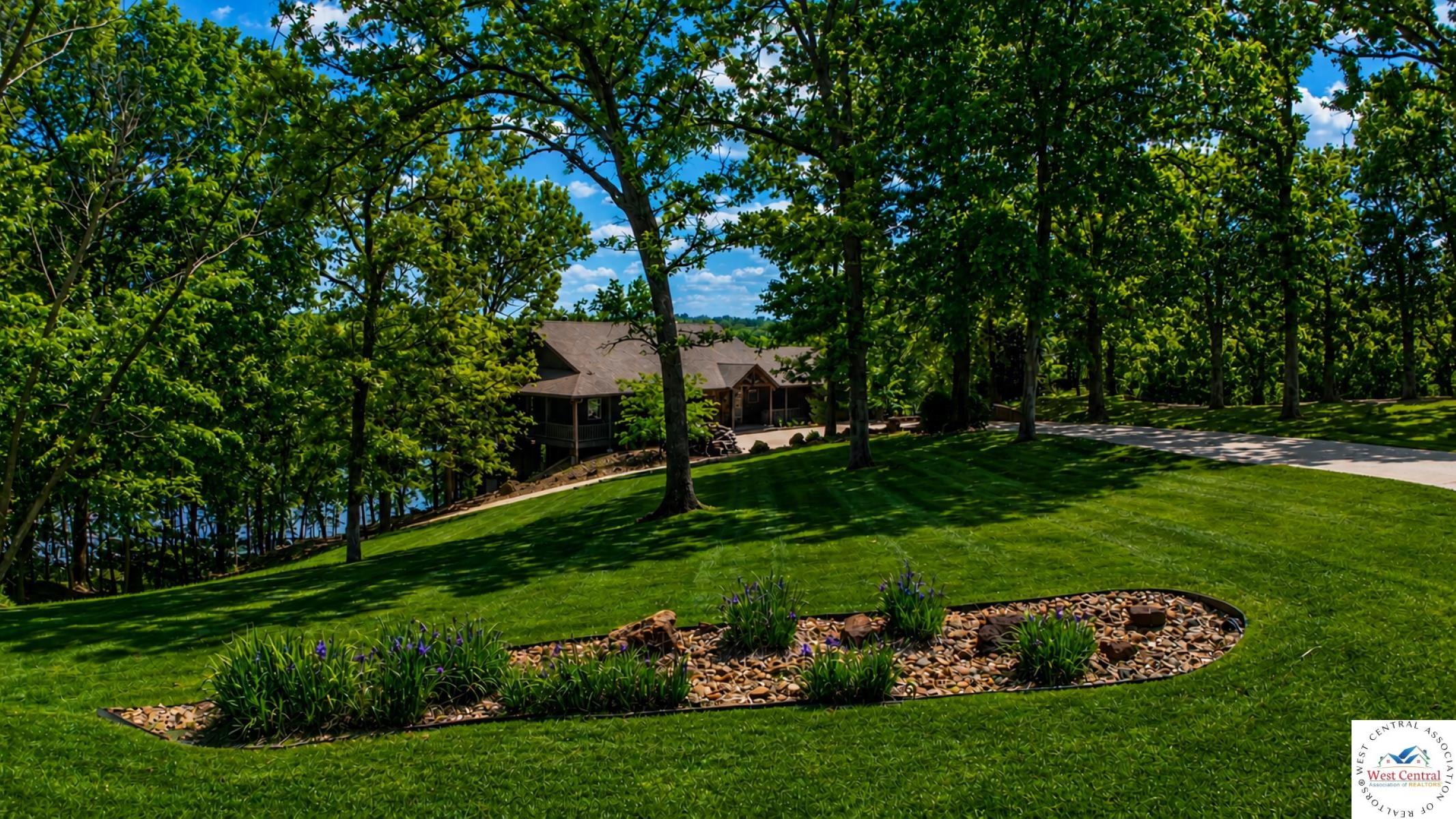 Warsaw, Missouri, 65355, United States, 4 Bedrooms Bedrooms, ,4 BathroomsBathrooms,Residential,Active,2044141
