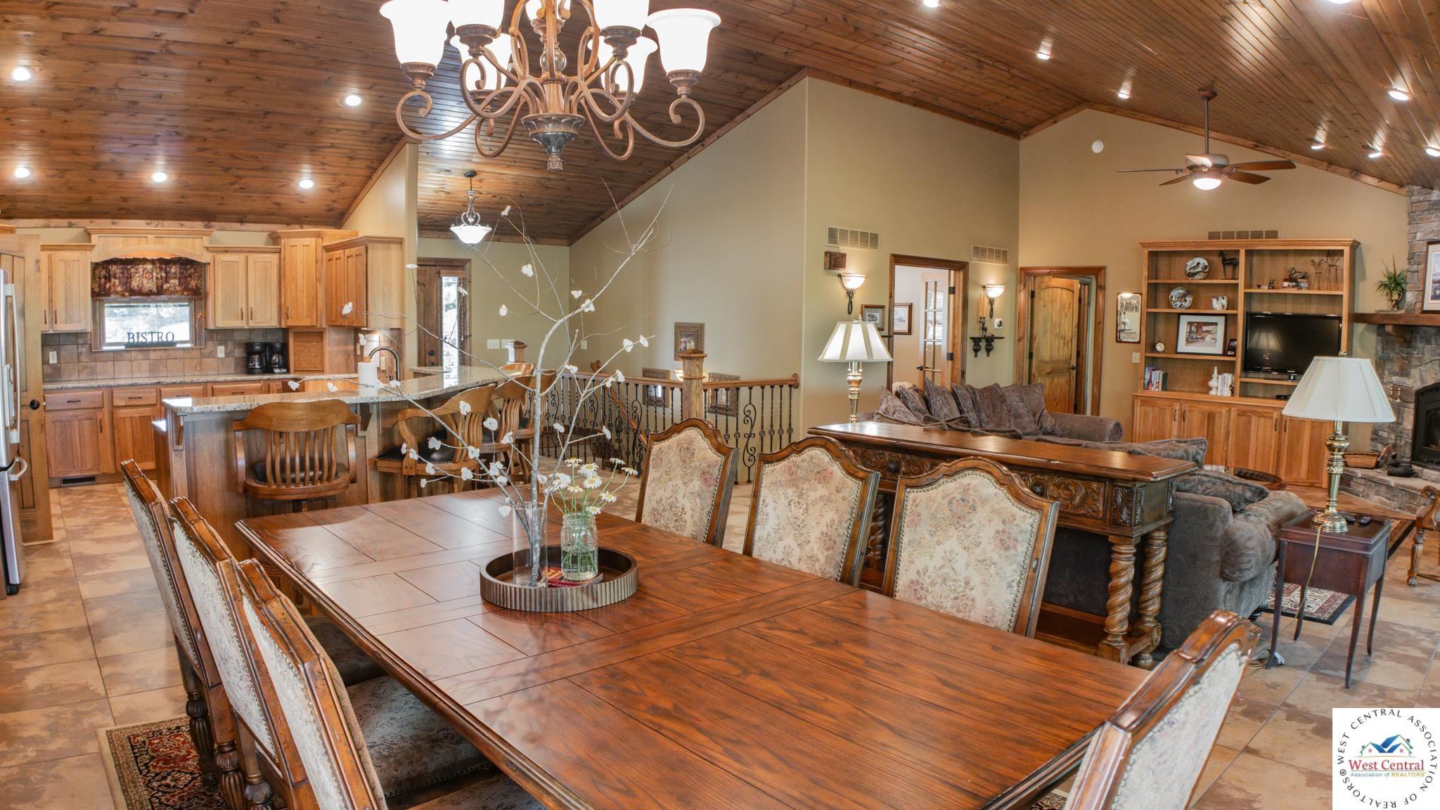 Warsaw, Missouri, 65355, United States, 4 Bedrooms Bedrooms, ,4 BathroomsBathrooms,Residential,Active,2044141