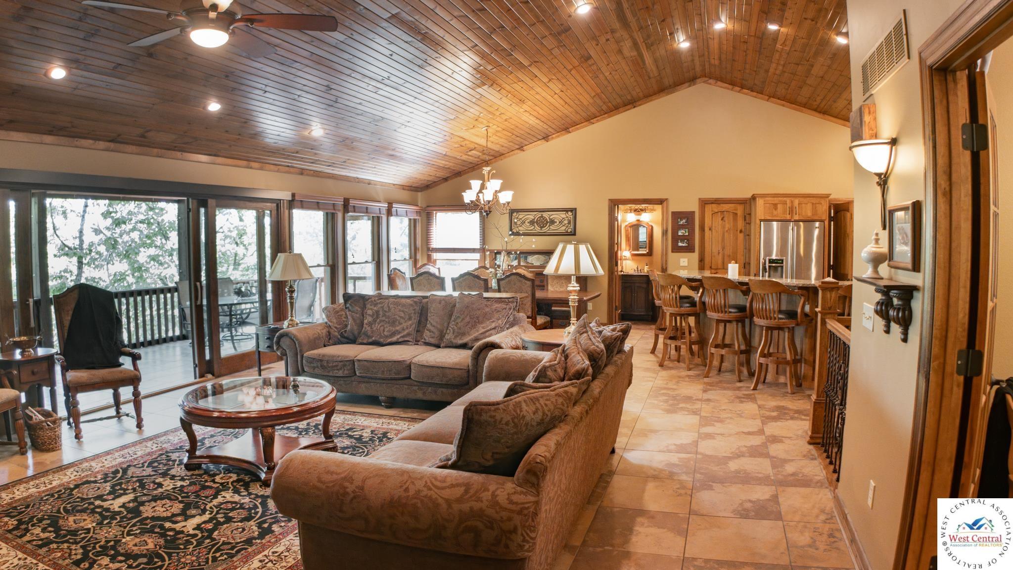 Warsaw, Missouri, 65355, United States, 4 Bedrooms Bedrooms, ,4 BathroomsBathrooms,Residential,Active,2044141